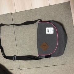 ショルダーバッグの画像