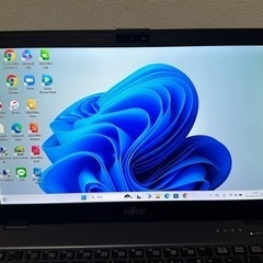 富士通 薄型ノートPC ！M.2 SSD128GB メモリ4GB★FUTRO MU937★ Celeron 3865U Webカメラ Win11 MS Office2021 Professional ★中古美品★ の画像