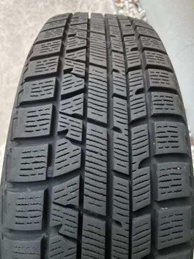 スタッドレスタイヤ　155/65R14 75Q