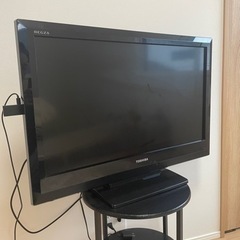 TOSHIBA REGZA 32型　液晶　テレビ