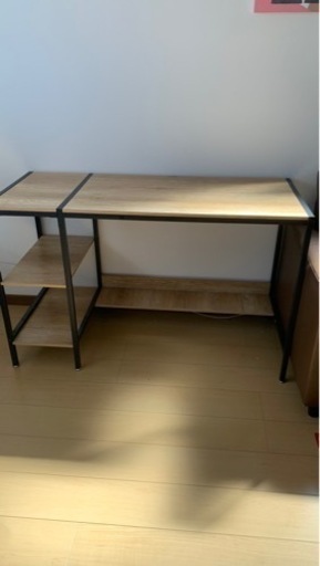 値下げしました！パソコンデスク／勉強机／テーブル美品