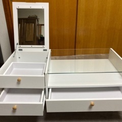 ドレッサーテーブル　ホワイト　収納　可動ミラー付き