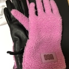 新品未使用箱付き　UGG 手袋