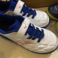 サッカーシューズ２足セットの画像