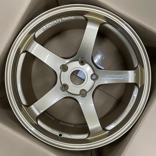 ポルシェホイールAdvan Racing GT