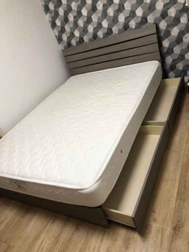 決定) ダブルベッド　マットレス＆フレーム