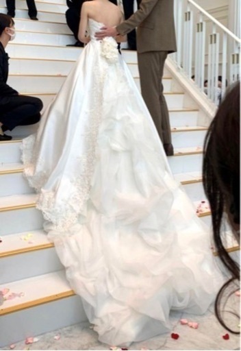 ウエディングドレス　Aライン