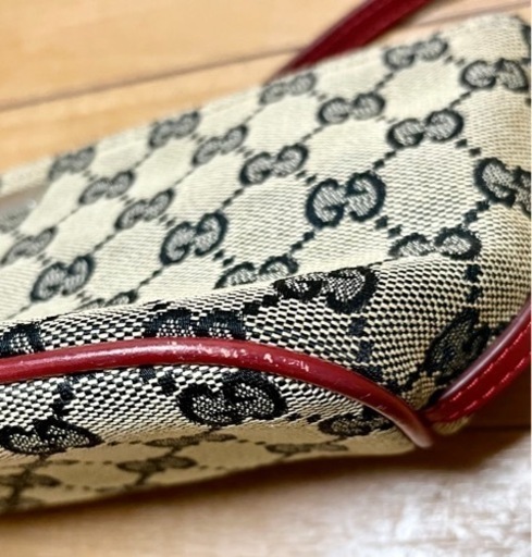 GUCCIバッグ