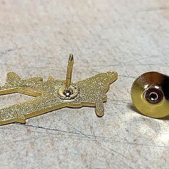 送料185円～　新品　ピンバッジ　ゼロ戦　零戦　零式艦上戦闘機　旧日本海軍グッズ　タイタック式の画像