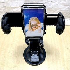 美品　スマホホルダー　車載ホルダー　携帯ホルダー　カースタンド　吸盤式