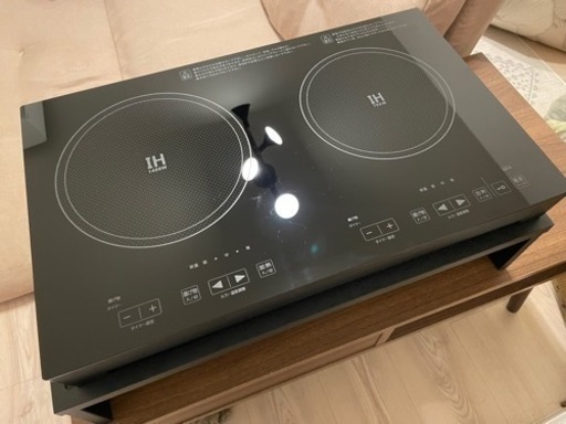 お話中【2022年製 美品】IHクッキングヒーター(スタンド付)
