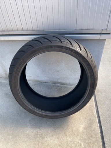 ハーレーダビッドソン　ブレイクアウト　タイヤ　240  AVON