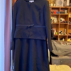 リボンのついた喪服