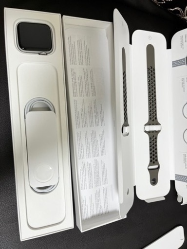 その他 Apple Watch SE2 44mm + Apple nike grey oilve straps