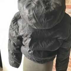 ブラックダウンコートSサイズの画像