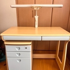 子供用学習机　割と綺麗