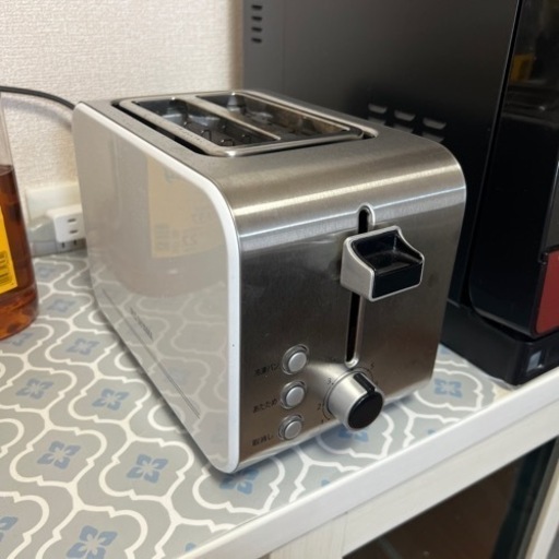 【新品使用期間7ヶ月】ポップアップトースター21年製アイリスオーヤマ