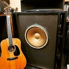 若干名募集します　初心者からのアコースティック・ギター、ウクレレ教室 1時間1500円(ドリンク付き) ギター教室 ウクレレ教室 アコースティック・ギター教室 ギター ウクレレ アコースティック・ギターの画像