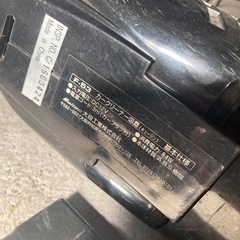 カークリーナー　吸塵　掃除機　12ボルト シガーソケット　車　車内清掃　スキマノズル　ダイソン　中古品　メルテックの画像