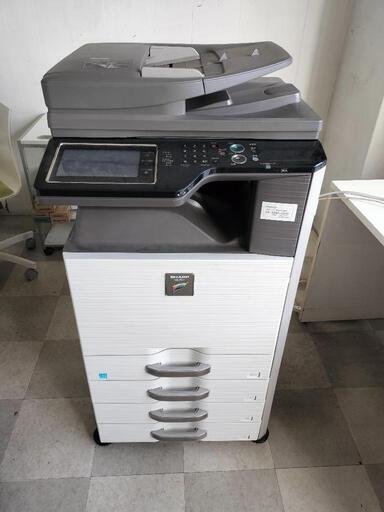 中古　カラーコピー機