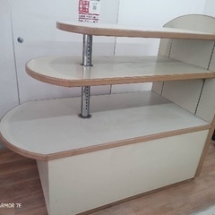 陳列棚　　2月末まで