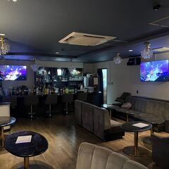 時給1200円～！バーのオープニングスタッフ募集！【限定2名】