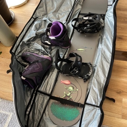 スノーボード　ビンディング　ブーツ