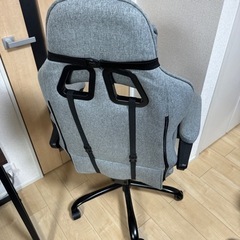 【譲り先決まりました】ゲーミングチェアの画像