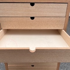 サイドボード　木製　8段チェストの画像