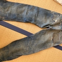 リーバイスのジーンズの画像