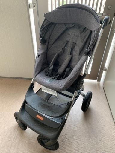 ストッケ　スクート2