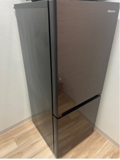 2ドア冷蔵庫。かなりの美品です。