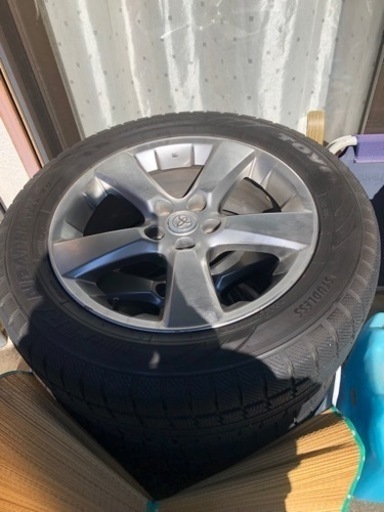 スタッドレスタイヤ 235/55/18