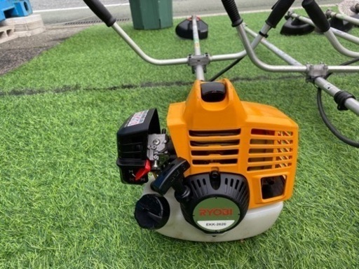 ?【草刈り機】リョービ軽量草刈り機 家庭用【農機具･耕運機地域最大高価買取アールワン田川】