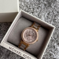 美品⭐️マイケルコース腕時計の画像