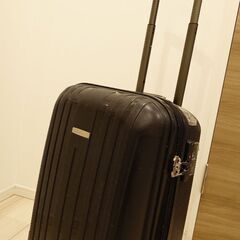 キャリーケースの画像