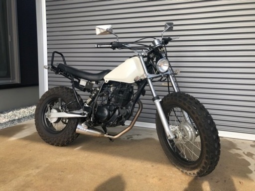 ヤマハ　YAMAHA TW200