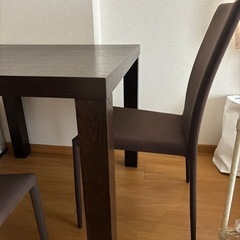 【無料】ダイニングテーブルの画像