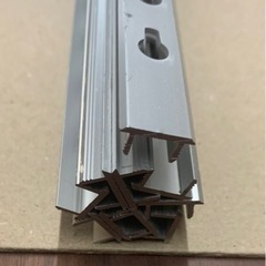 ガチャ柱　ダボの画像