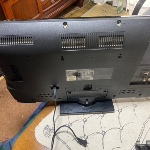 テレビ代理出品です
