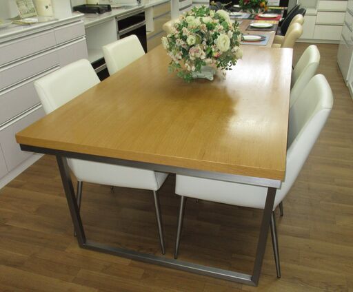 R529 高級感 大型ダイニング5点セット、本革 肘掛け付き椅子、幅180cm Used