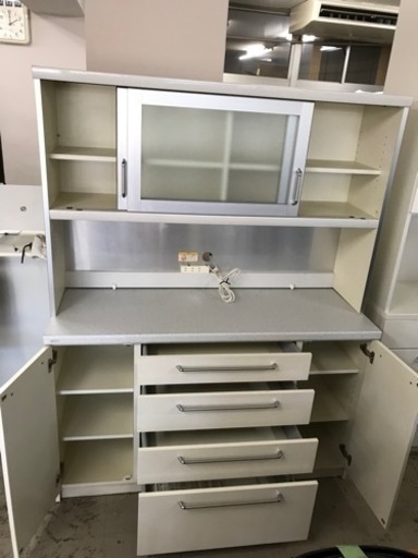 N2402-434 パモウナ キッチンボード ダイニングボード 上下分割 接合部分真ん中の芯割れてます キズ・汚れあり 中古