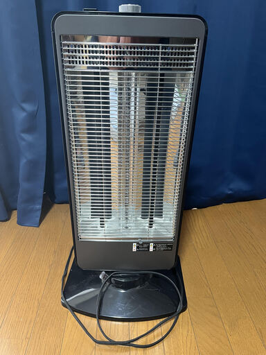 ３月３日まで。譲ります！取りに来てくれる方のみ限定　電気ストーブ　3灯管ハイブリッドヒーター YKT-SCS12YBK  　中古品