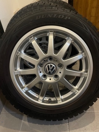 スタッドレスタイヤ　フォルクスワーゲン純正　ホイールとタイヤセット