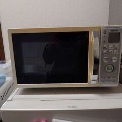 ターンテーブル式電子レンジ（東芝）
