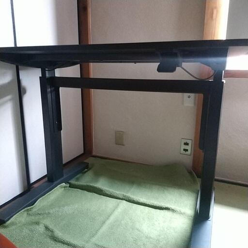 手動　昇降デスク