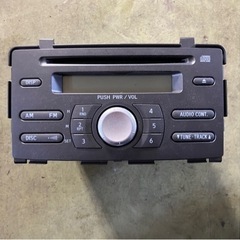🉐H23ダイハツコンテL585S純正オーディオ