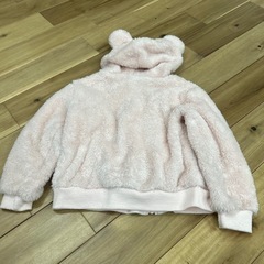 くま耳モコモコパーカー　120㌢の画像