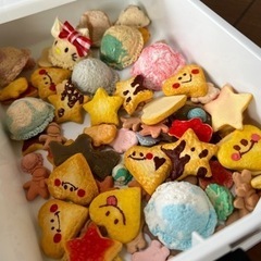 [お引渡し決定]デコパーツ、プラパーツ、粘土パーツ、80サイズダンボール色々詰め合わせの画像