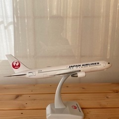 日本航空B767プラモデル完成品の画像